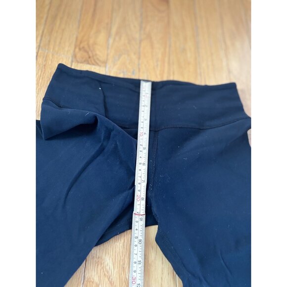 Lululemon size 4 Black Cropped Yoga Pants High-Waisted Design Womens - Picture 6 of 8